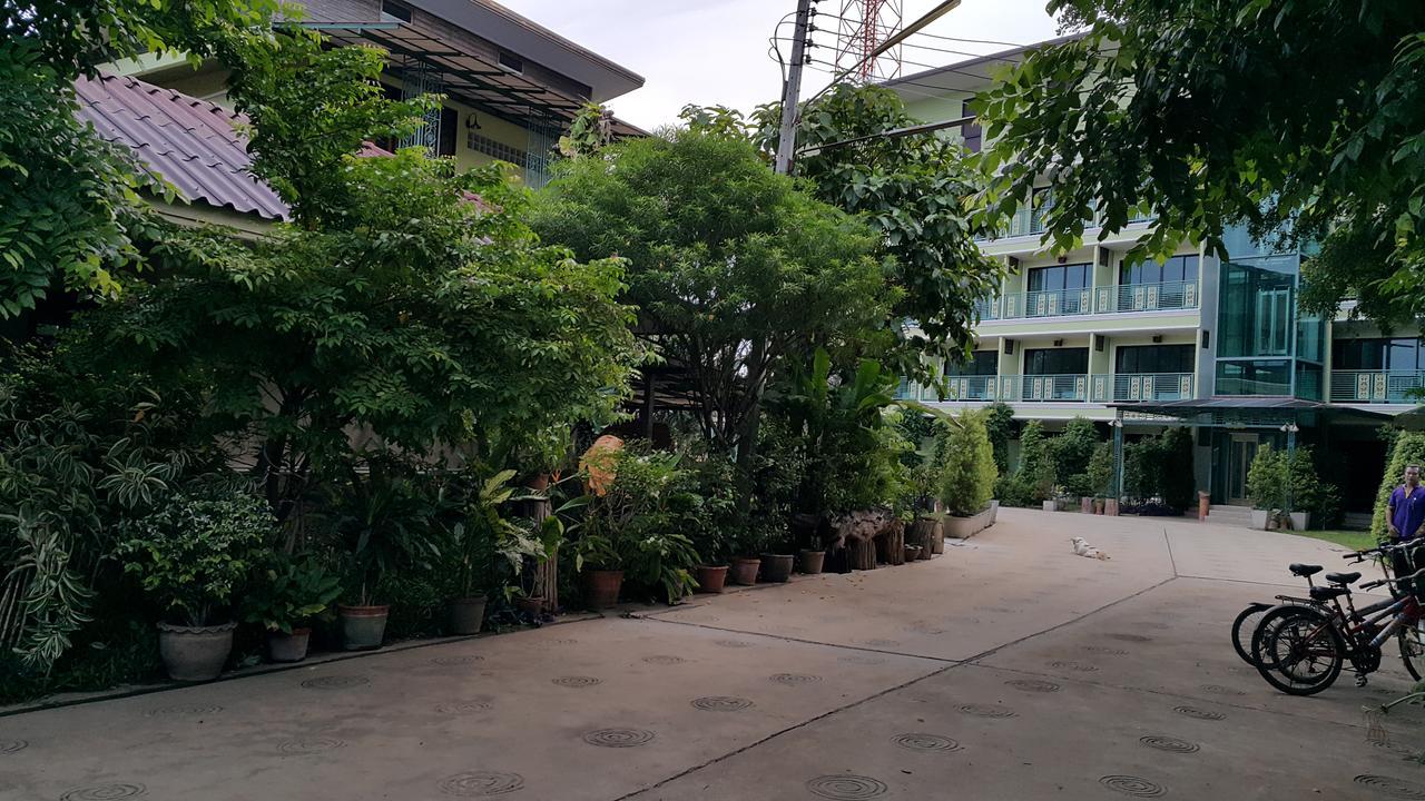 Garden Corner Resort & Hotel 피차눌로크 외부 사진
