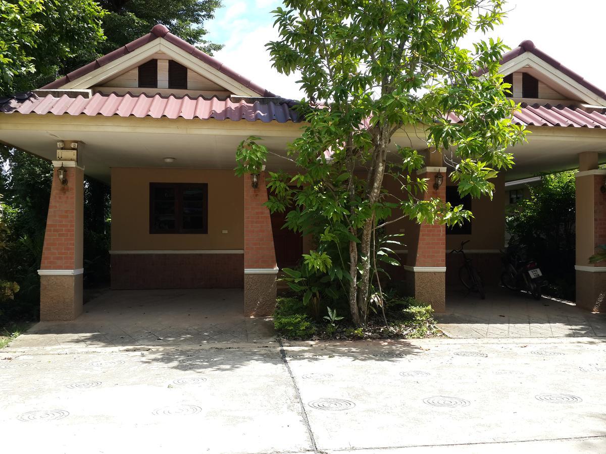 Garden Corner Resort & Hotel 피차눌로크 외부 사진