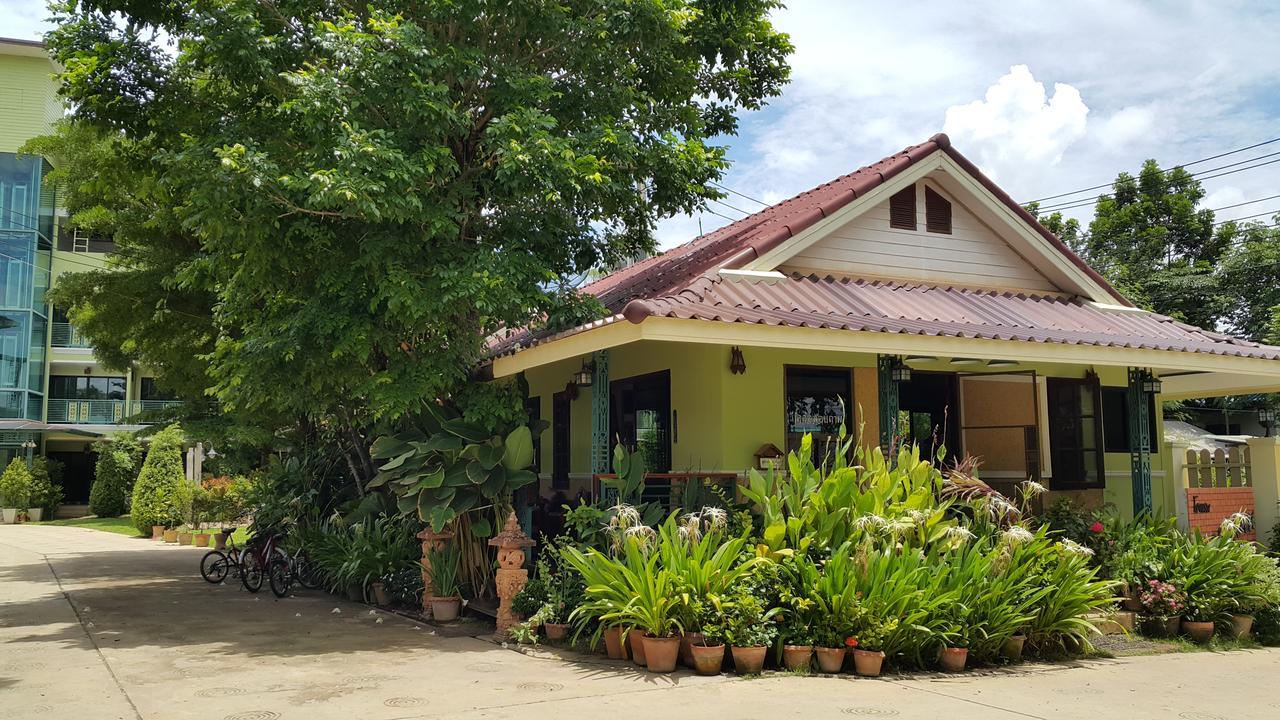 Garden Corner Resort & Hotel 피차눌로크 외부 사진