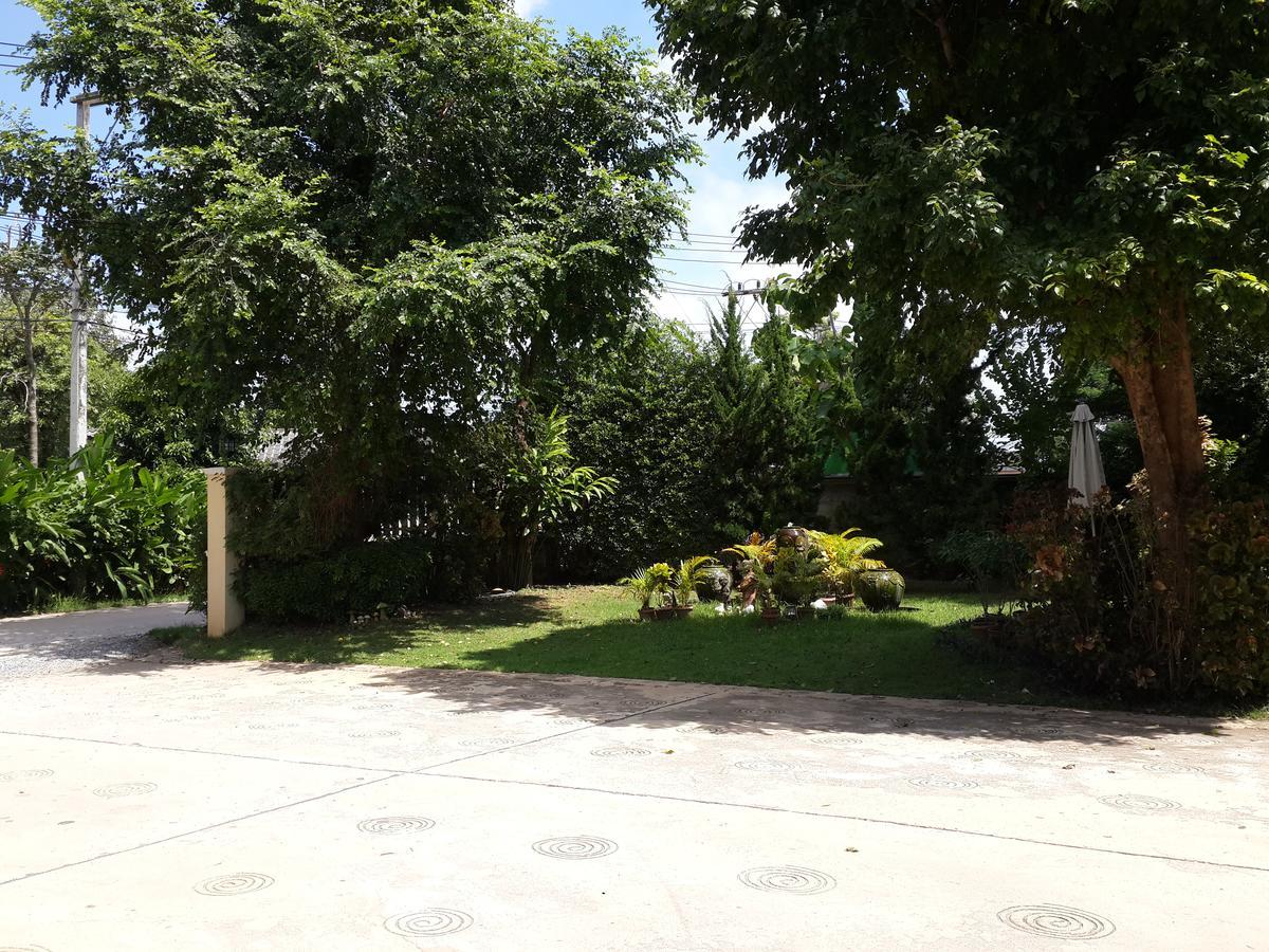 Garden Corner Resort & Hotel 피차눌로크 외부 사진